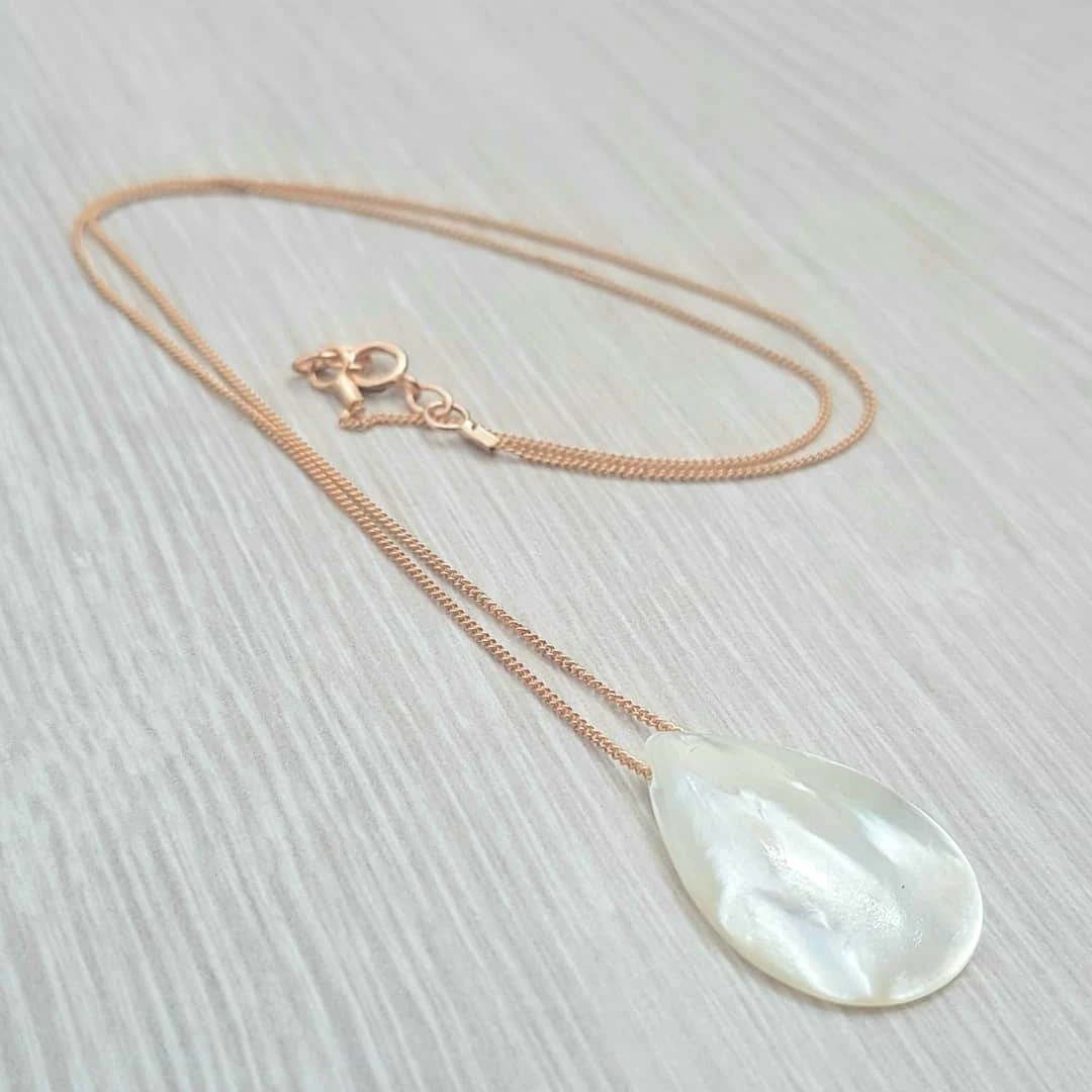Dainty Rose Gold Filled Necklace Choker Seashell Teardrop Pendant White Christmas Gift. For Her. Boho Art Deco. Womens Accessories Jewelry 9 Dainty Rose Gold Filled Necklace Choker Seashell Teardrop Pendant White Christmas Gift. For Her. Boho Art Deco. Womens Accessories Jewelry - Image 7