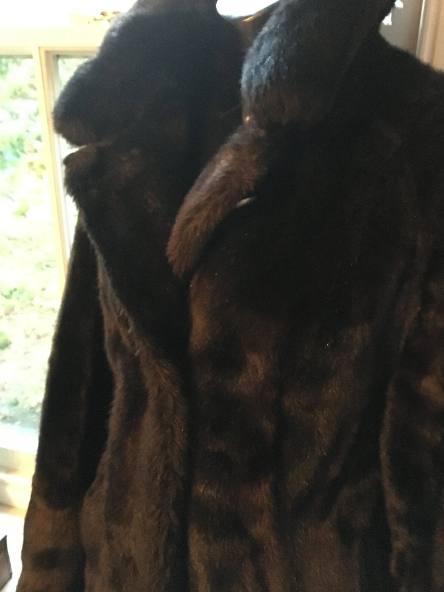 Vintage Mink Faux Fur Jacket With Huge Fur Collar From The 1950's Christmas Present Wedding Party 5 Vintage Mink Faux Fur Jacket With Huge Fur Collar From The 1950's Christmas Present Wedding Party - Image 3