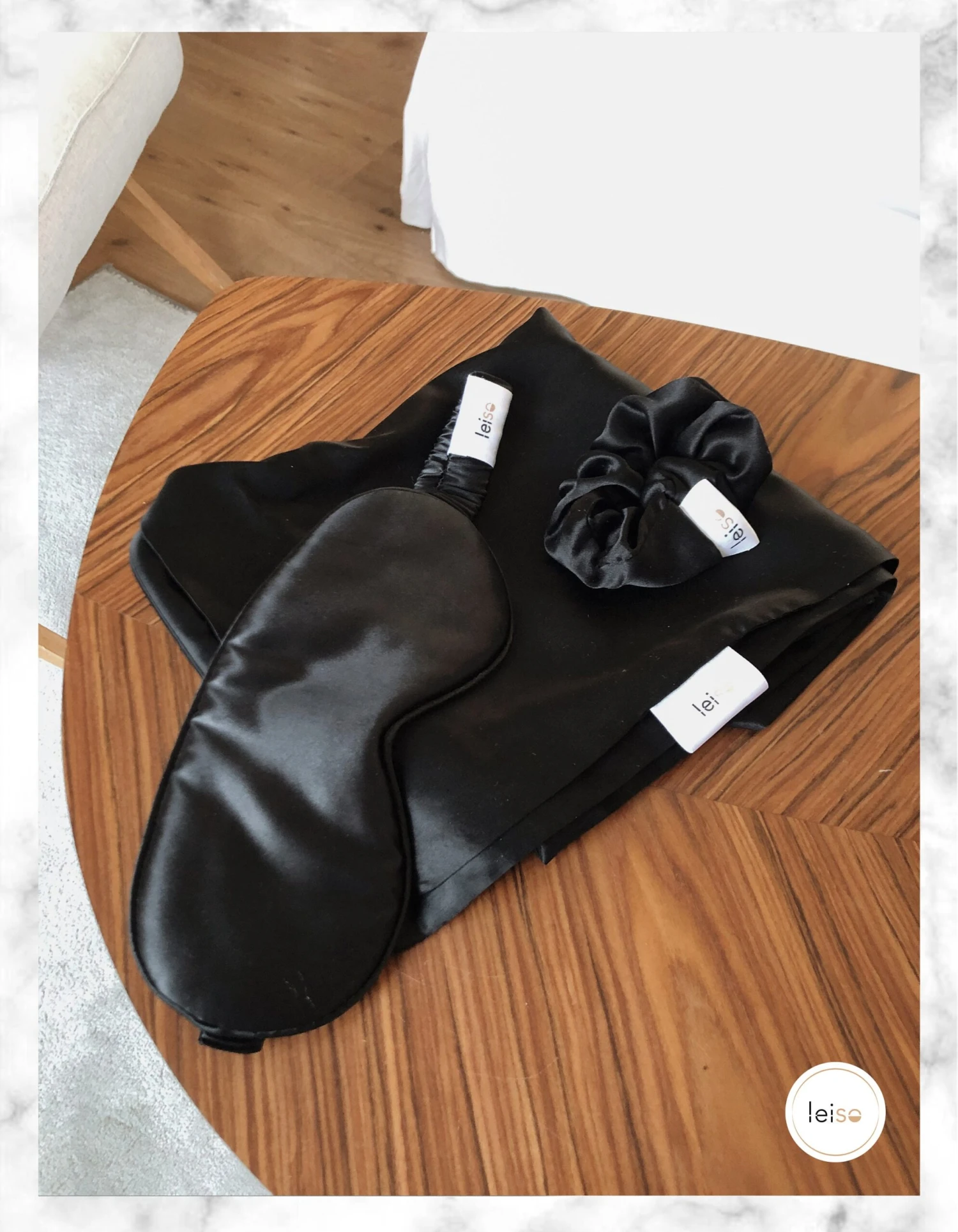 100% Silk Eye Mask Mulberry • Sleep Mask • Pure Silk • Silk Satin • Made In The UK • Christmas Gift For Her • Luxury Gift • Silk Sleep Mask 8 100% Silk Eye Mask Mulberry • Sleep Mask • Pure Silk • Silk Satin • Made In The UK • Christmas Gift For Her • Luxury Gift • Silk Sleep Mask - Image 6