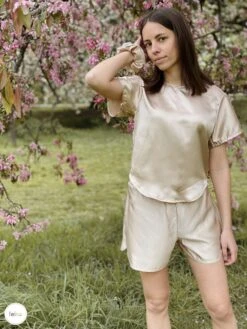 Mulberry Silk Pyjama Set•100% Silk Satin•Silk Pyjamas•Silk Nightwear•Bride Gift•Handmade•Christmas Gift•Summer 2021•Gift For Wife 17 Mulberry Silk Pyjama Set•100% Silk Satin•Silk Pyjamas•Silk Nightwear•Bride Gift•Handmade•Christmas Gift•Summer 2021•Gift For Wife -Jewellery Paradise il fullxfull.3140930134 25j7