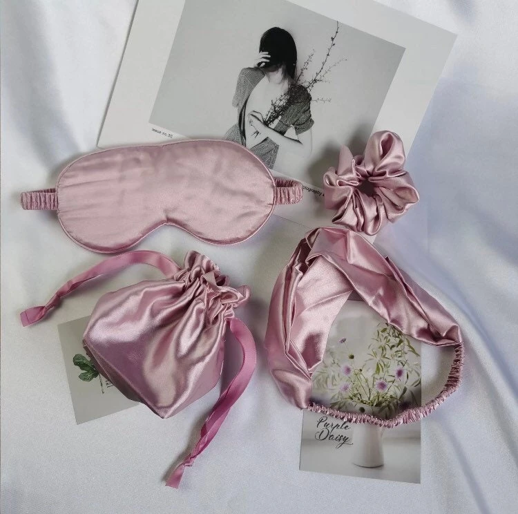 UK Luxury Red Silk Eye Mask, Christmas Gift , Gift For Her, Eye Mask Mom Sleep Mask Set Of 4, Christmas Gift 7 UK Luxury Red Silk Eye Mask, Christmas Gift , Gift For Her, Eye Mask Mom Sleep Mask Set Of 4, Christmas Gift - Image 5