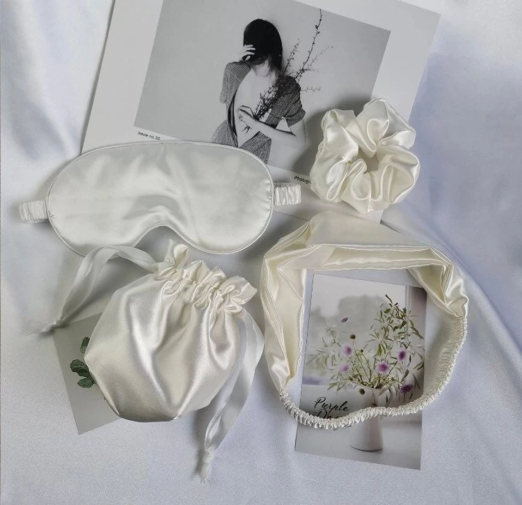 UK Luxury Gold Silk Eye Mask, Christmas Gift , Eye Mask Mom Sleep Mask Set Of 4. 6 UK Luxury Gold Silk Eye Mask, Christmas Gift , Eye Mask Mom Sleep Mask Set Of 4. - Image 4