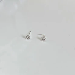 Very Thin 24G Sterling Silver Zirconia Crystal Flower Nose Stud Nose Ring Straight Or L Shape / Christmas Gift / Gift For Her/ 0.5mm 10 Very Thin 24G Sterling Silver Zirconia Crystal Flower Nose Stud Nose Ring Straight Or L Shape / Christmas Gift / Gift For Her/ 0.5mm -Jewellery Paradise il fullxfull.3434570421 kpe1