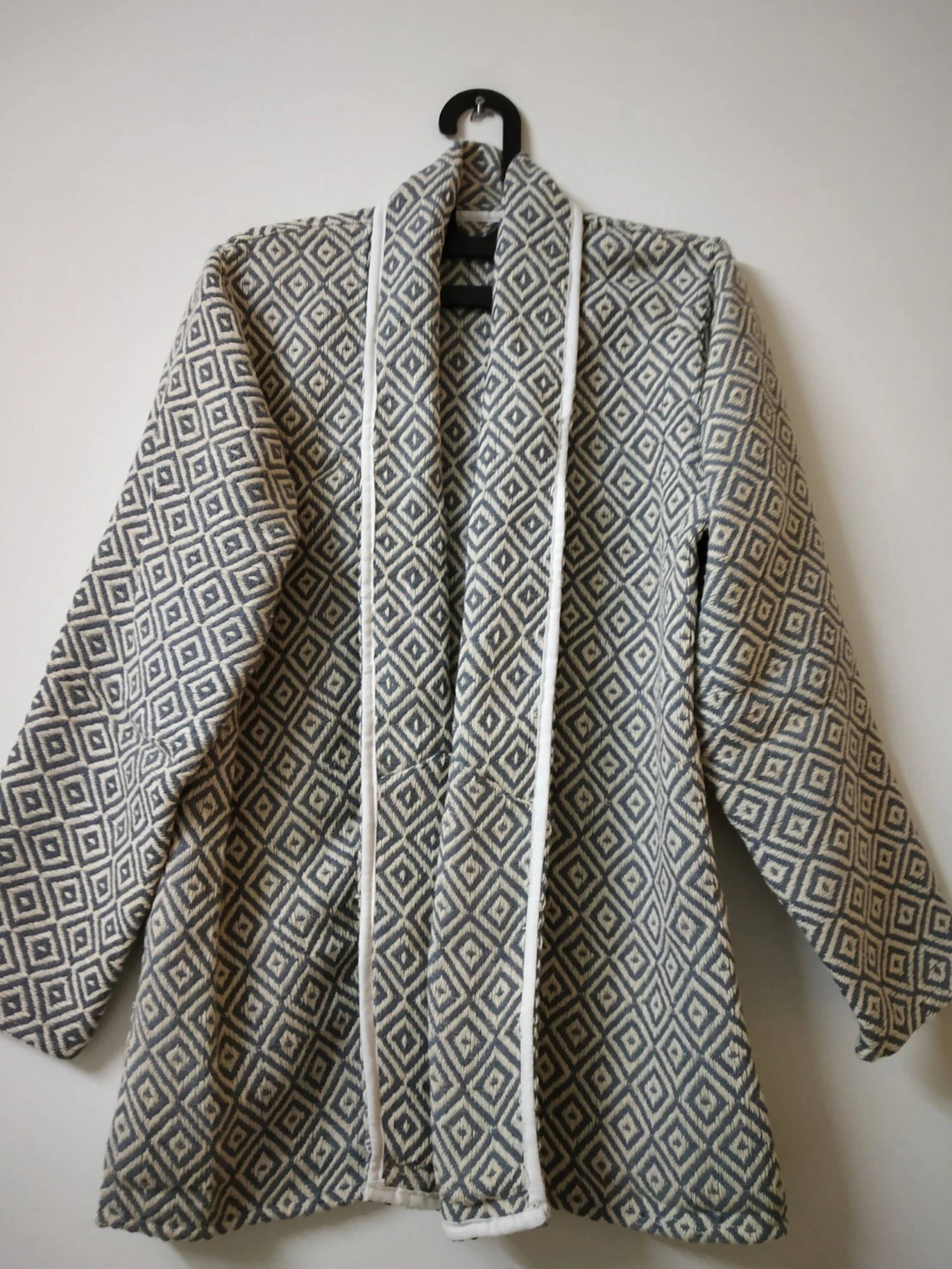 Indian Woolen Winter Jackets , Indian HandmadeWinter Coat Jacket, Pure Cotton Short Jacket Kimono, Women Jackets For Christmas Gift 4 Indian Woolen Winter Jackets , Indian HandmadeWinter Coat Jacket, Pure Cotton Short Jacket Kimono, Women Jackets For Christmas Gift - Image 2