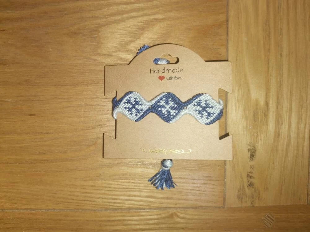 Handmade Woven Christmas Friendship Bracelet, Christmas Stocking Gift, Christmas Pattern Bracelet, Christmas Shaped Bracelet 7 Handmade Woven Christmas Friendship Bracelet, Christmas Stocking Gift, Christmas Pattern Bracelet, Christmas Shaped Bracelet - Image 5