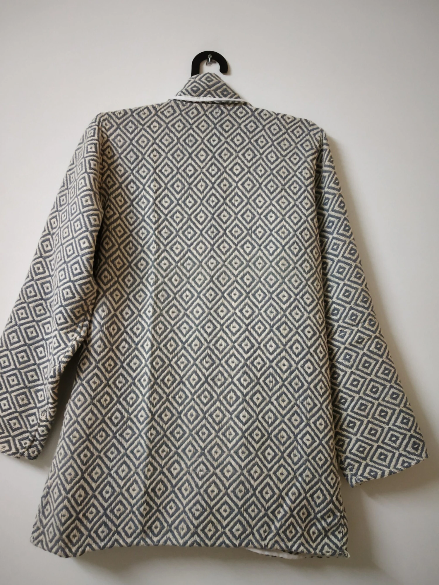 Indian Woolen Winter Jackets , Indian HandmadeWinter Coat Jacket, Pure Cotton Short Jacket Kimono, Women Jackets For Christmas Gift 6 Indian Woolen Winter Jackets , Indian HandmadeWinter Coat Jacket, Pure Cotton Short Jacket Kimono, Women Jackets For Christmas Gift - Image 4