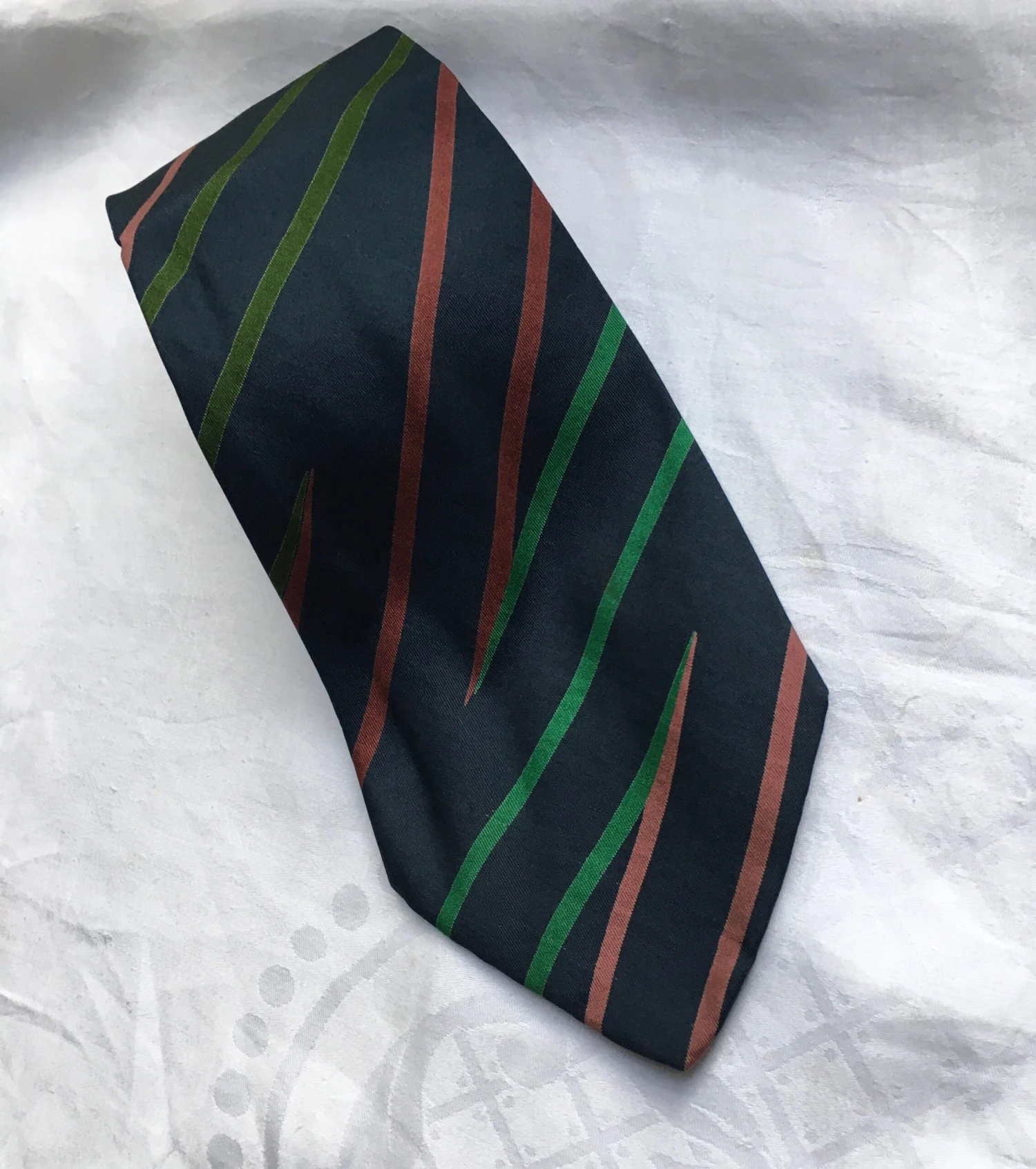 Vintage Luxury Guy Laroche Silk Tie, Christmas Gift, Men’s Gift 4 Vintage Luxury Guy Laroche Silk Tie, Christmas Gift, Men’s Gift - Image 2