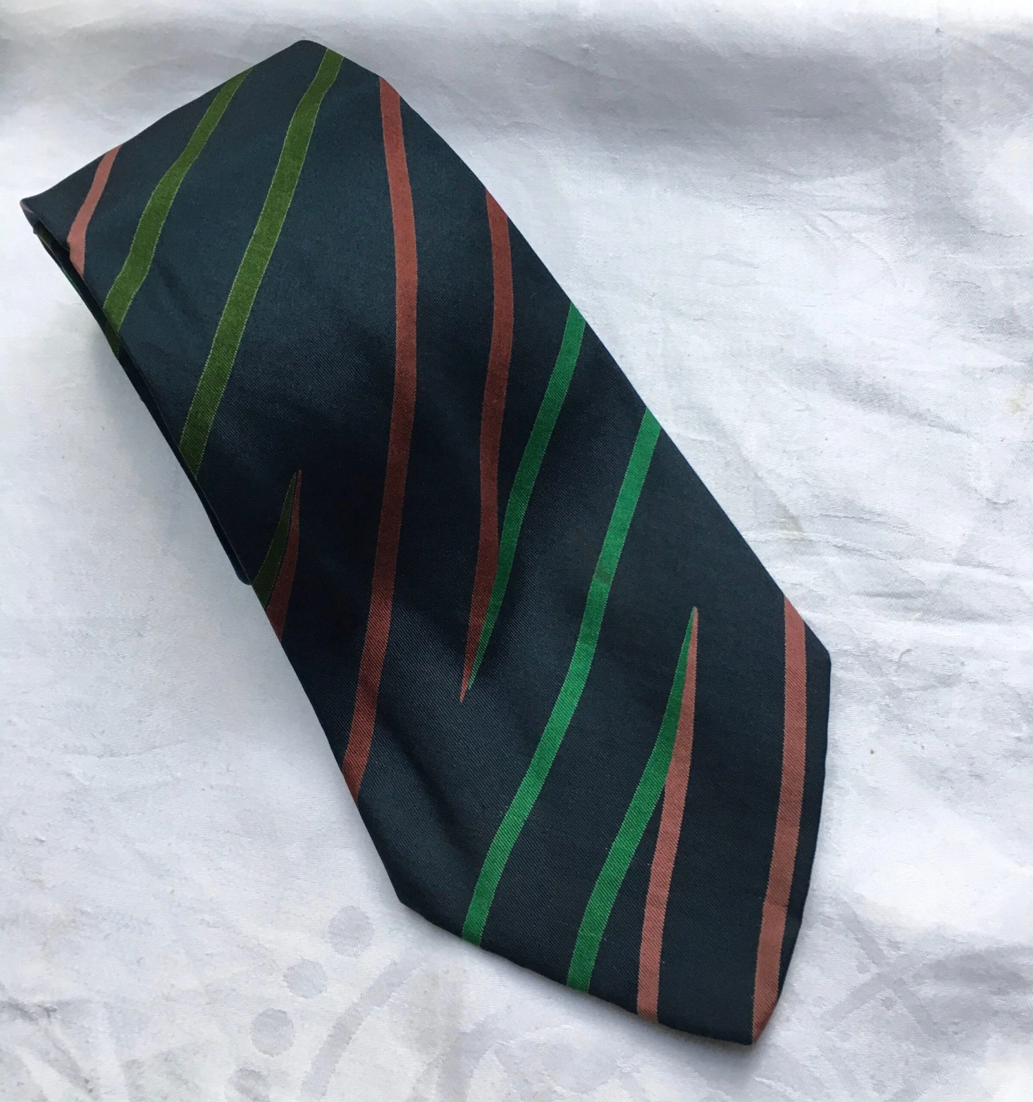 Vintage Luxury Guy Laroche Silk Tie, Christmas Gift, Men’s Gift 8 Vintage Luxury Guy Laroche Silk Tie, Christmas Gift, Men’s Gift - Image 6