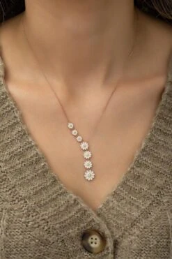 Sterling Silver Daisy Necklace, Gift For Mum,Christmas Gift Necklace, Best Friend Gift Neklace, Multi Daisy Necklace,Disy Flower Necklace