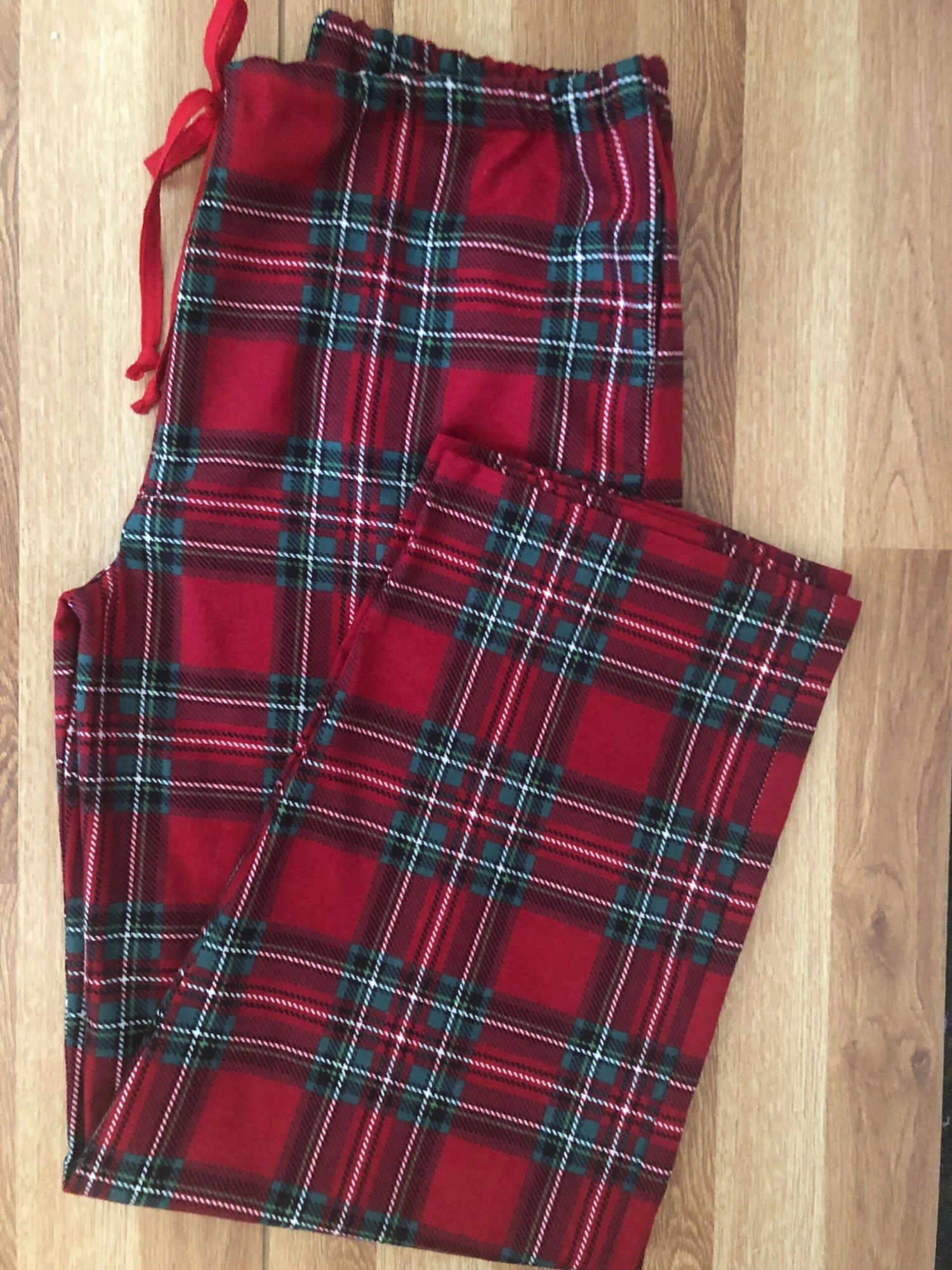 Red Christmas Plaid Flannel Pajama Pants, Lounge Pants, Sleep Bottoms,Family Pj's, Available Is Sizes XS-XXL, With "DEEP" Pockets! 9 Red Christmas Plaid Flannel Pajama Pants, Lounge Pants, Sleep Bottoms,Family Pj's, Available Is Sizes XS-XXL, With "DEEP" Pockets! - Image 7