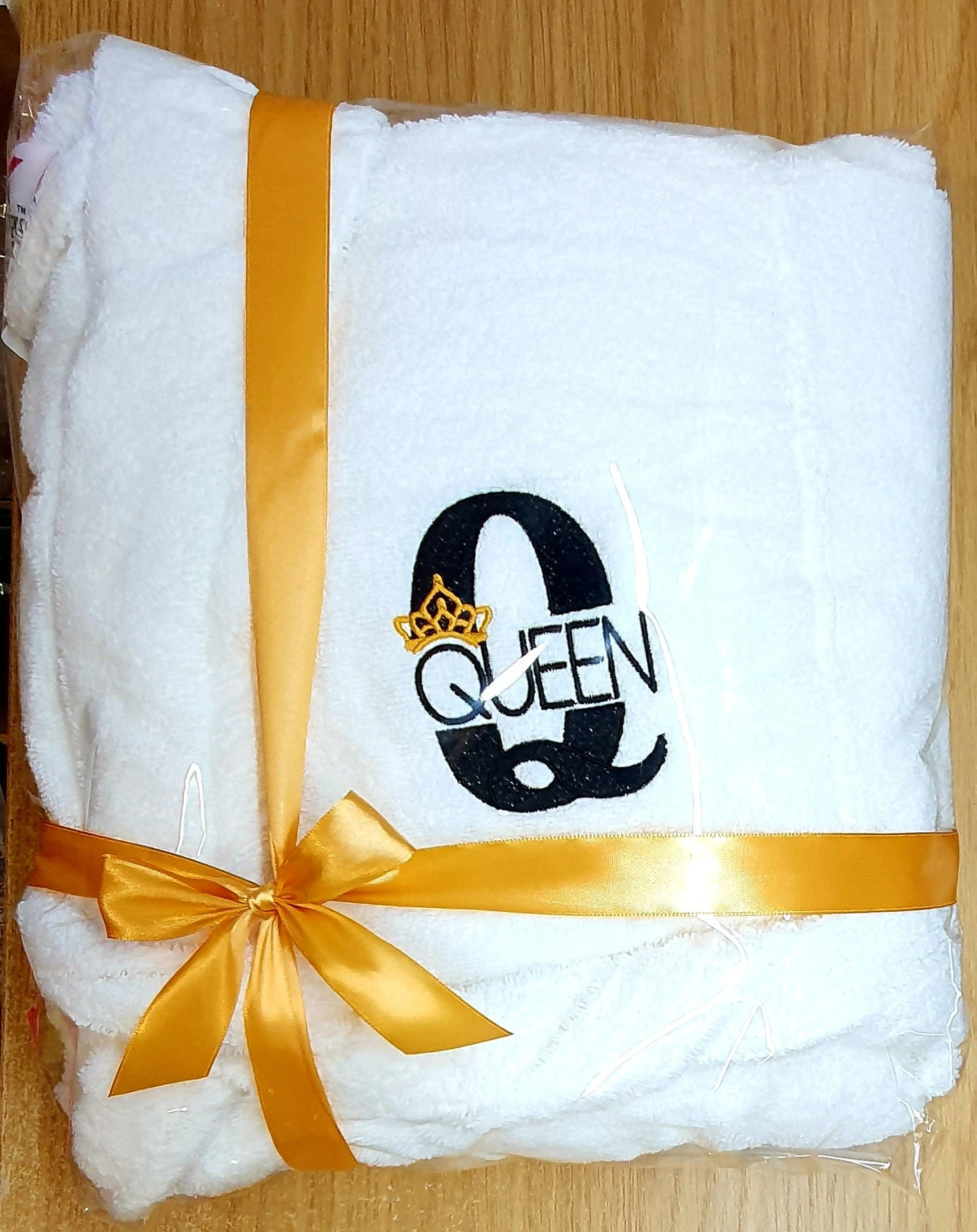 King Queen Personalised Embroidered Quality Bath Robe Birthday Valentine Christmas 3 King Queen Personalised Embroidered Quality Bath Robe Birthday Valentine Christmas