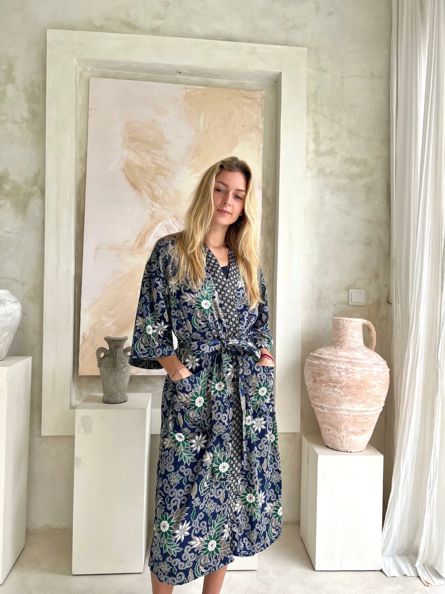 Blue Full Length Silk Kimono Robe, Paisley Floral Boho Vintage, Unisex , Kimono Jacket, Dressing Gown, Bridal Robe, Christmas, Silk Pyjamas 4 Blue Full Length Silk Kimono Robe, Paisley Floral Boho Vintage, Unisex , Kimono Jacket, Dressing Gown, Bridal Robe, Christmas, Silk Pyjamas - Image 2