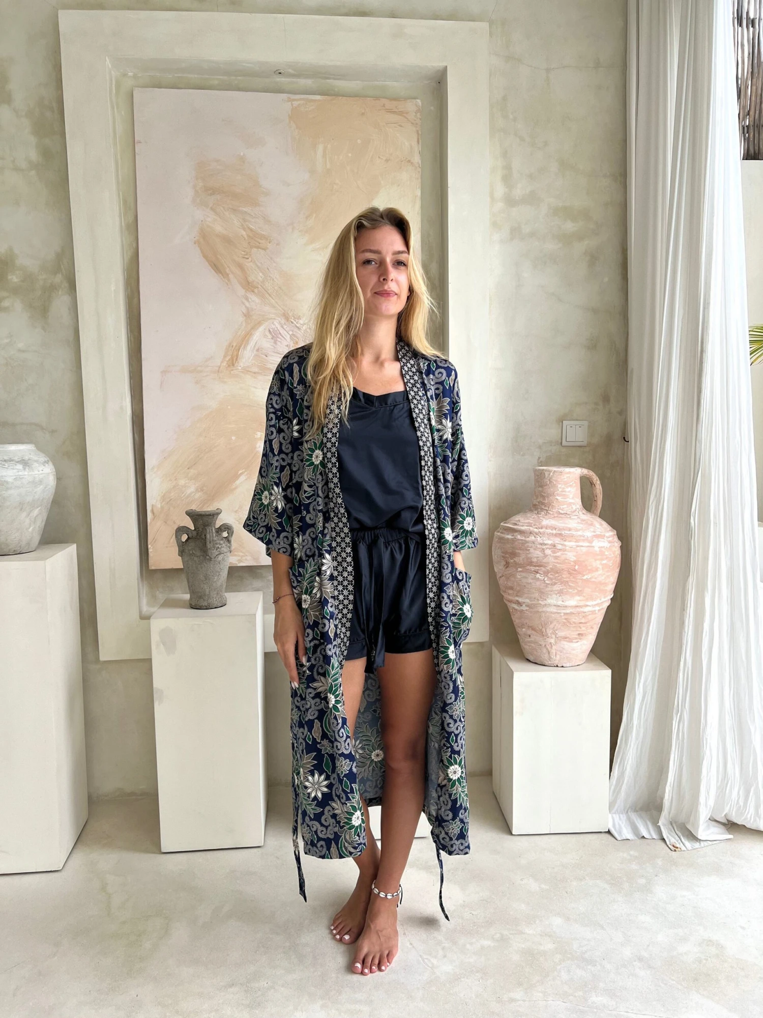 Blue Full Length Silk Kimono Robe, Paisley Floral Boho Vintage, Unisex , Kimono Jacket, Dressing Gown, Bridal Robe, Christmas, Silk Pyjamas 7 Blue Full Length Silk Kimono Robe, Paisley Floral Boho Vintage, Unisex , Kimono Jacket, Dressing Gown, Bridal Robe, Christmas, Silk Pyjamas - Image 5