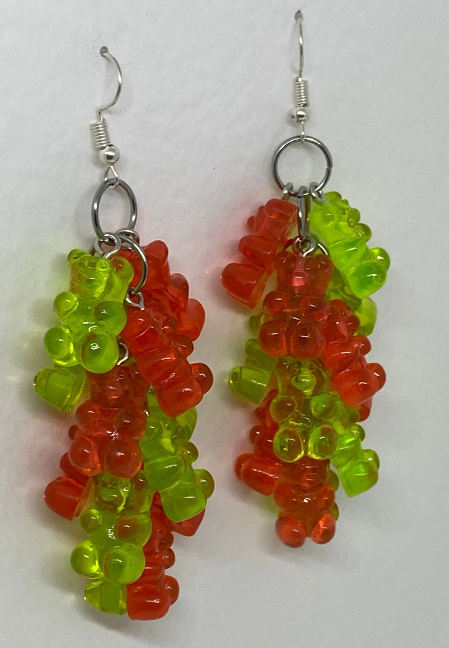 Red Green Christmas Gummy Bear Dangle Waterfall Earrings Colour Hooks , 9 Cm Long ( 3.5 Inches ) 3 Red Green Christmas Gummy Bear Dangle Waterfall Earrings Colour Hooks , 9 Cm Long ( 3.5 Inches )