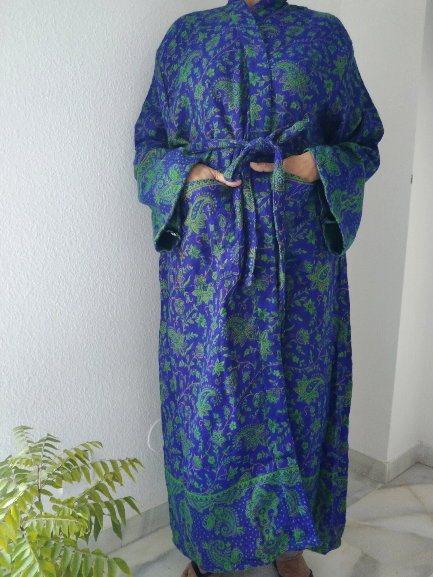 Unisex Robe,winter Robe,woolen Robe, Loungewear,wool Kimono,boho Robe, Christmas Gift,gifts For Her,gifts For Him, 4 Unisex Robe,winter Robe,woolen Robe, Loungewear,wool Kimono,boho Robe, Christmas Gift,gifts For Her,gifts For Him, - Image 2