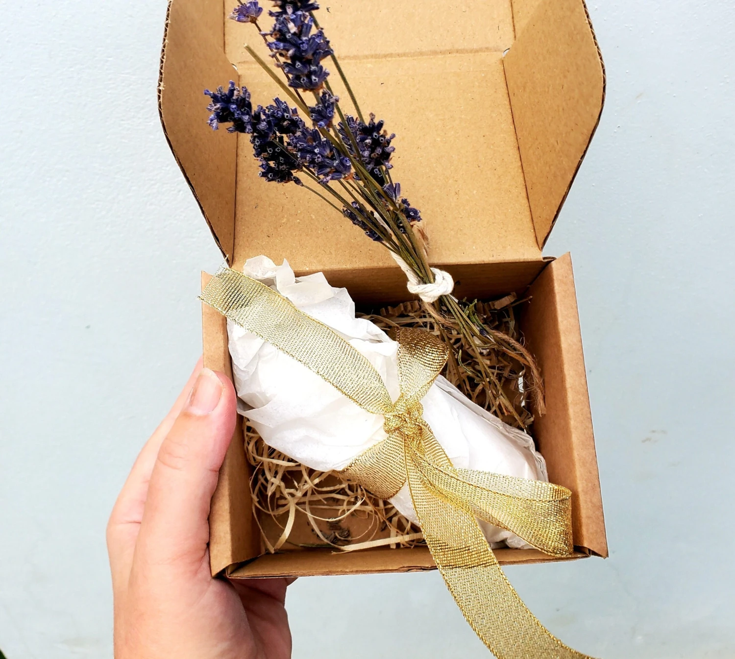 Sleep Mask Gift Set, Silk Eye Mask And Magnesium Oil Spray With Pure Essential Oils, Christmas Mindful Present 4 Sleep Mask Gift Set, Silk Eye Mask And Magnesium Oil Spray With Pure Essential Oils, Christmas Mindful Present - Image 2