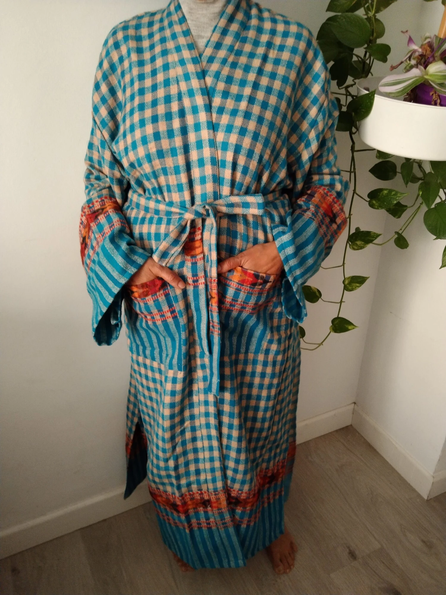 Unisex Wool Robe,winter Robe,mens Robes, Resort Wear,wool Loungewear,boho Robe, Christmas Gift,gifts For Him,wool Kimono,wool Robe,boho Robe 8 Unisex Wool Robe,winter Robe,mens Robes, Resort Wear,wool Loungewear,boho Robe, Christmas Gift,gifts For Him,wool Kimono,wool Robe,boho Robe - Image 6