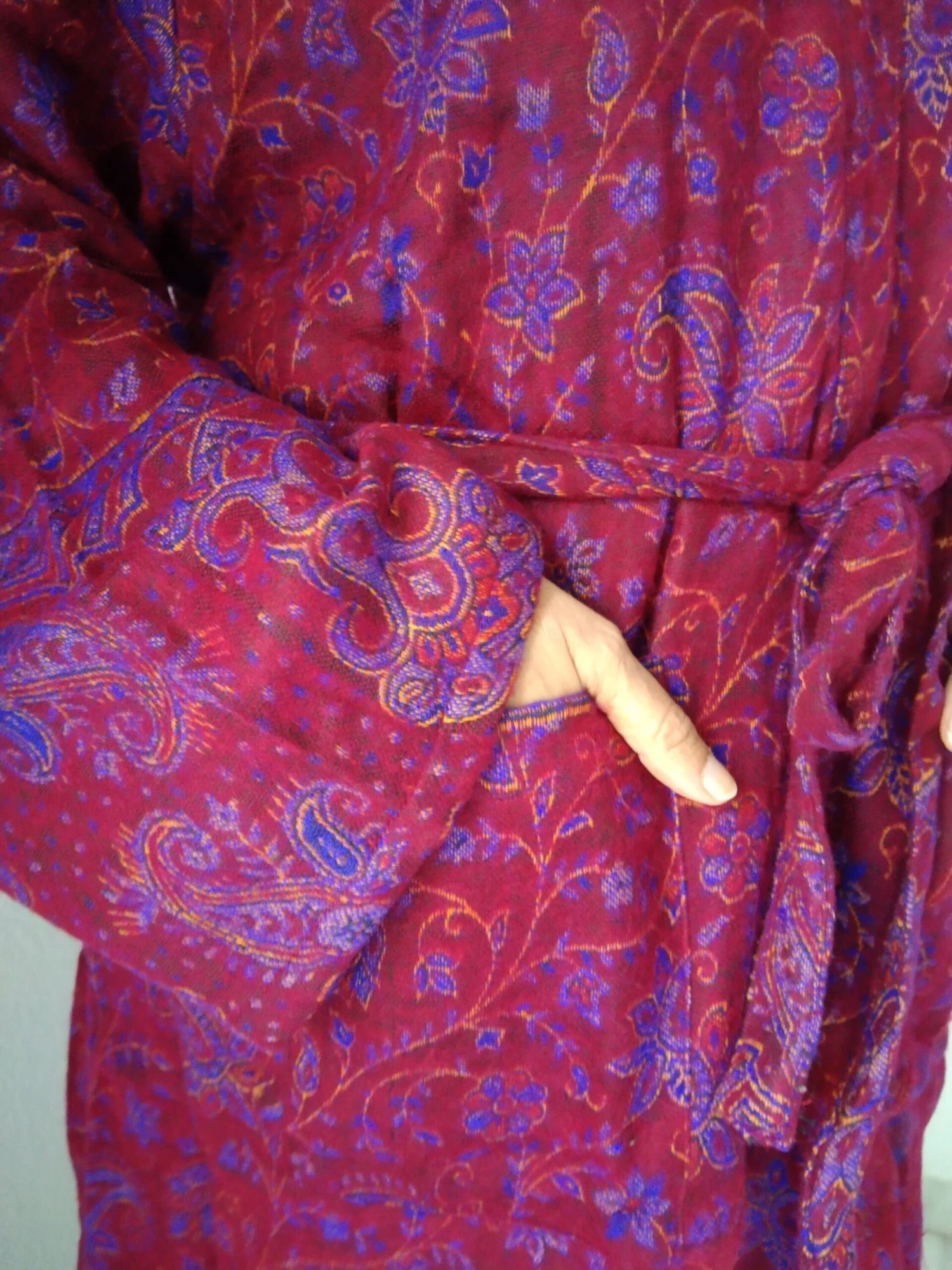 Unisex Robe,winter Robe,woolen Robe, Loungewear,resort Wear,boho Robe, Christmas Gift, Gift's For Her, Gifts For Him,resort Wear 4 Unisex Robe,winter Robe,woolen Robe, Loungewear,resort Wear,boho Robe, Christmas Gift, Gift's For Her, Gifts For Him,resort Wear - Image 2