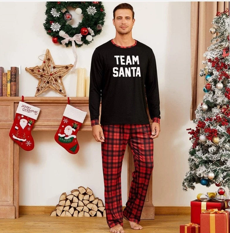 Christmas Family Pajamas Set With Pet, Couples Matching Pyjamas, His And Hers, Holiday Pjs, Dog Xmas Eve, Festive Sleepwear, Family Outfits 6 Christmas Family Pajamas Set With Pet, Couples Matching Pyjamas, His And Hers, Holiday Pjs, Dog Xmas Eve, Festive Sleepwear, Family Outfits - Image 4