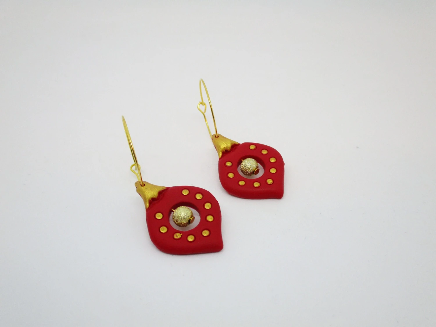 Christmas Bauble Earring In Red And Gold Polymer Clay 4 Christmas Bauble Earring In Red And Gold Polymer Clay - Image 2