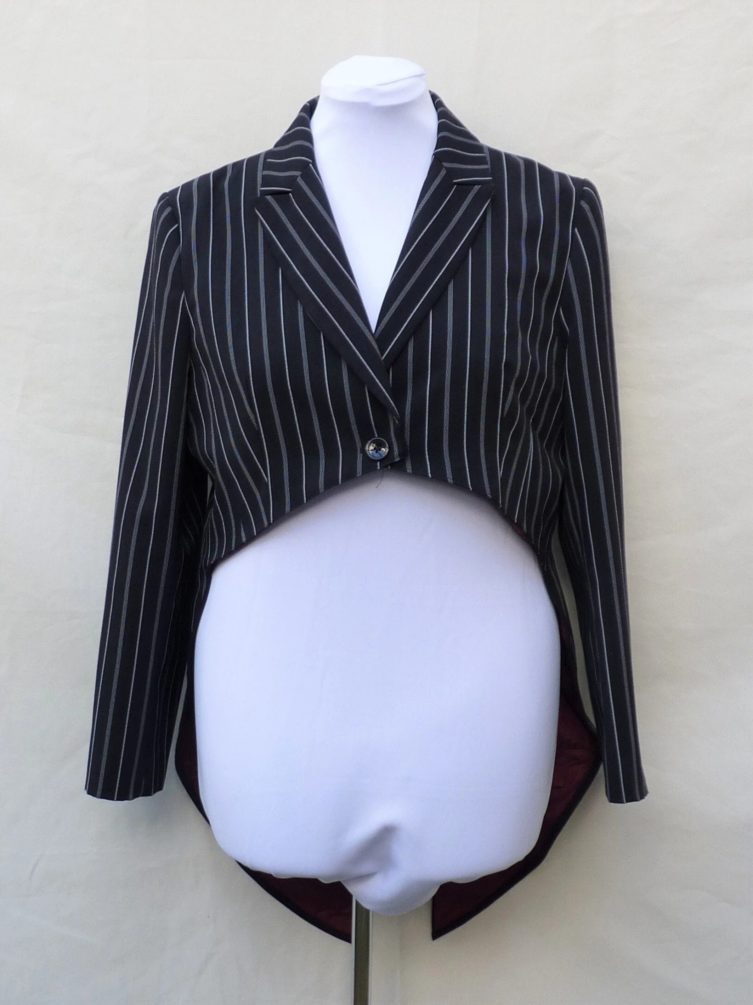 Womens UK 18, US 14 , Eur 46 Upcycled Black And White Striped Tailcoat, Nightmare Before Christmas Jack Skellington Cosplay 3 Womens UK 18, US 14 , Eur 46 Upcycled Black And White Striped Tailcoat, Nightmare Before Christmas Jack Skellington Cosplay