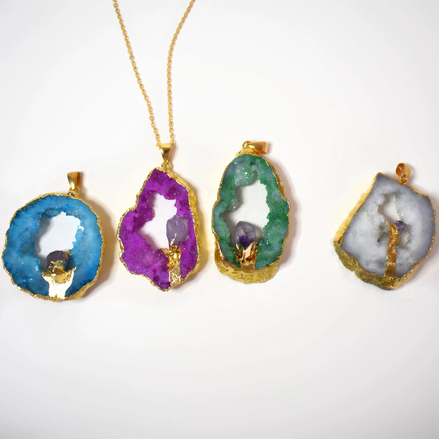 Raye Natural Agate Necklace - Perfect Gift For Her - Gifts Under 40 - Birthdays, Anniversaries, Mother’s Day, Valentines & Christmas 7 Raye Natural Agate Necklace - Perfect Gift For Her - Gifts Under 40 - Birthdays, Anniversaries, Mother’s Day, Valentines & Christmas - Image 5