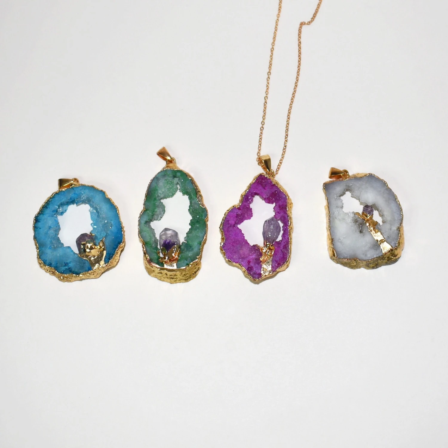 Raye Natural Agate Necklace - Perfect Gift For Her - Gifts Under 40 - Birthdays, Anniversaries, Mother’s Day, Valentines & Christmas 11 Raye Natural Agate Necklace - Perfect Gift For Her - Gifts Under 40 - Birthdays, Anniversaries, Mother’s Day, Valentines & Christmas - Image 9