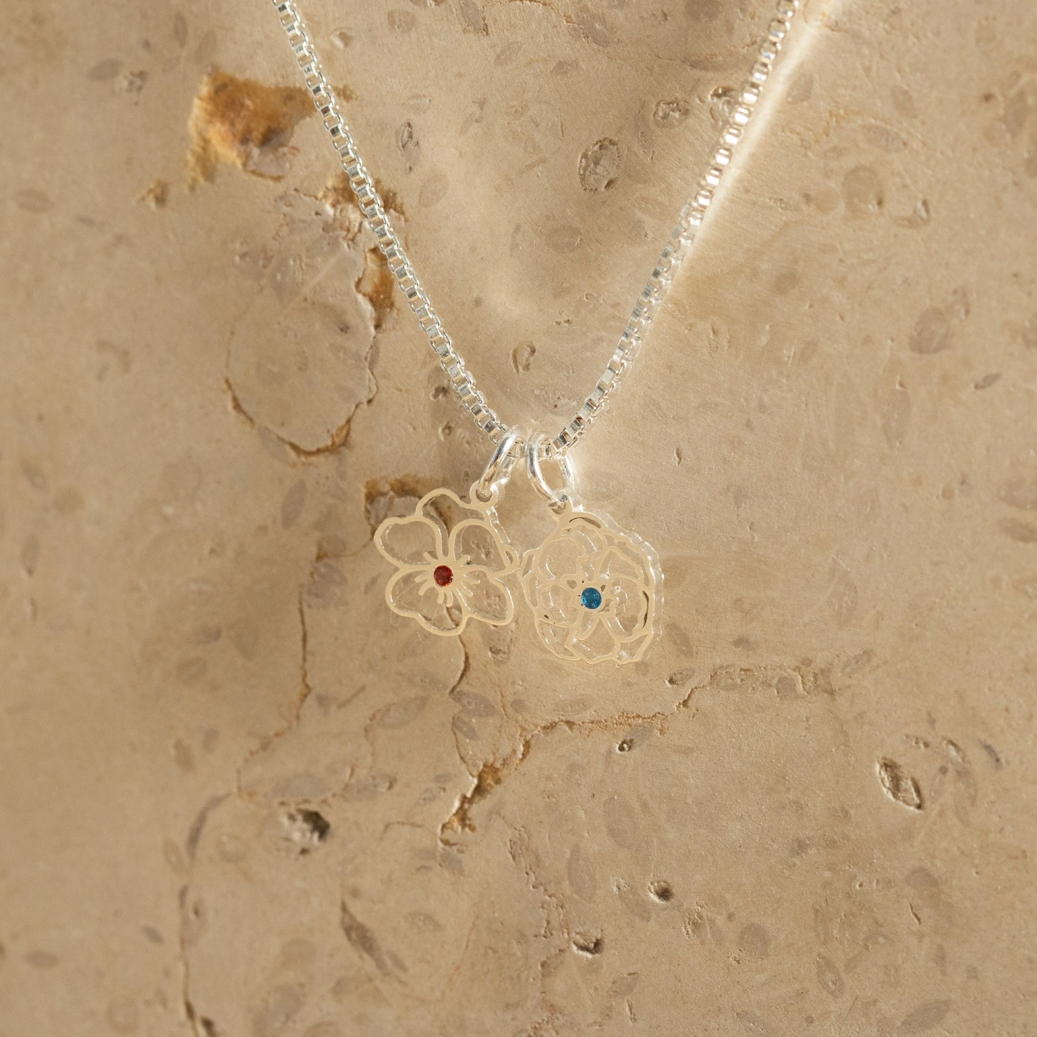 Birth Flower Necklace, Combined Birth Flower Necklace, Bridesmaids Gift, Birth Flower Jewelry, Personalised Necklace, Christmas Gift For Her 8 Birth Flower Necklace, Combined Birth Flower Necklace, Bridesmaids Gift, Birth Flower Jewelry, Personalised Necklace, Christmas Gift For Her - Image 6