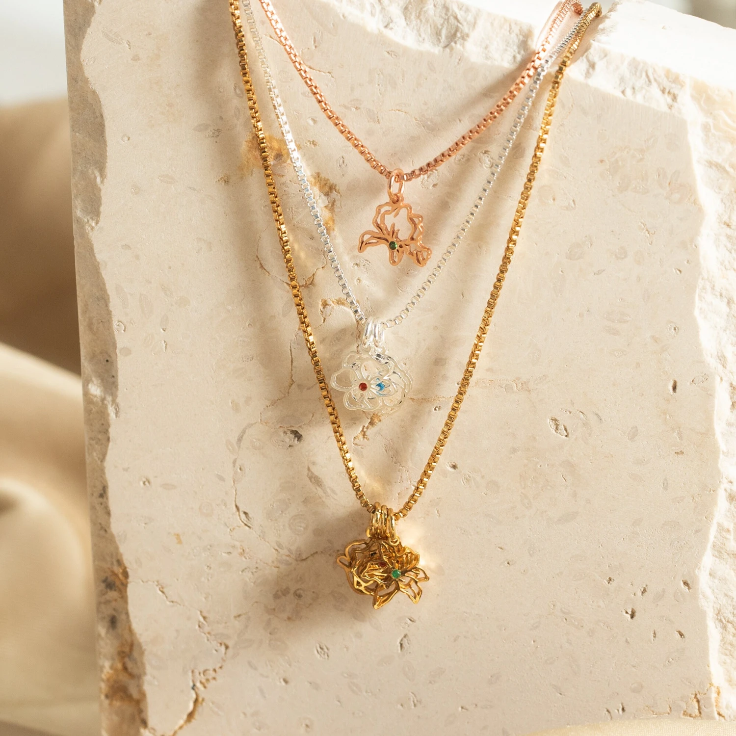 Birth Flower Necklace, Combined Birth Flower Necklace, Bridesmaids Gift, Birth Flower Jewelry, Personalised Necklace, Christmas Gift For Her 9 Birth Flower Necklace, Combined Birth Flower Necklace, Bridesmaids Gift, Birth Flower Jewelry, Personalised Necklace, Christmas Gift For Her - Image 7