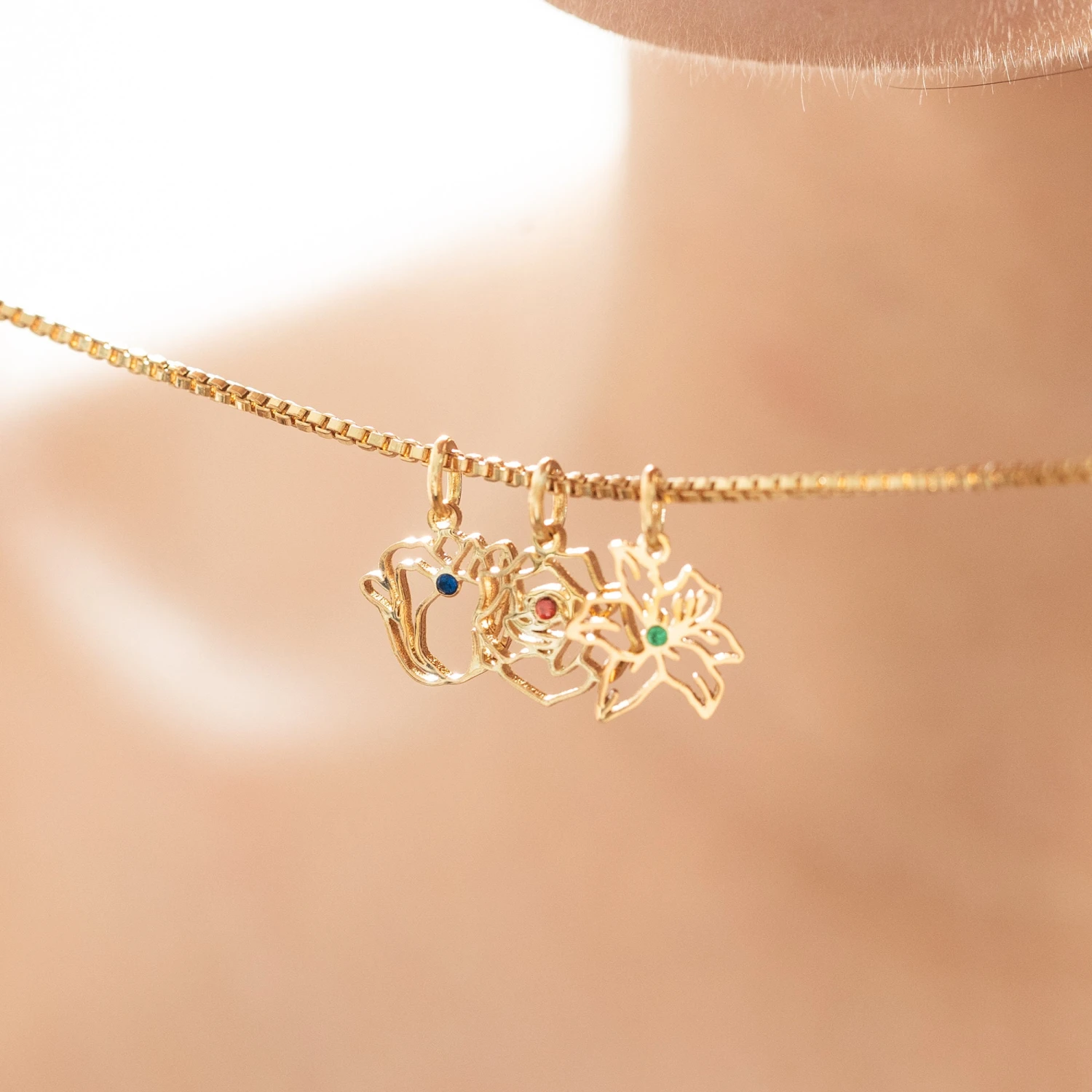 Birth Flower Necklace, Combined Birth Flower Necklace, Bridesmaids Gift, Birth Flower Jewelry, Personalised Necklace, Christmas Gift For Her 4 Birth Flower Necklace, Combined Birth Flower Necklace, Bridesmaids Gift, Birth Flower Jewelry, Personalised Necklace, Christmas Gift For Her - Image 2